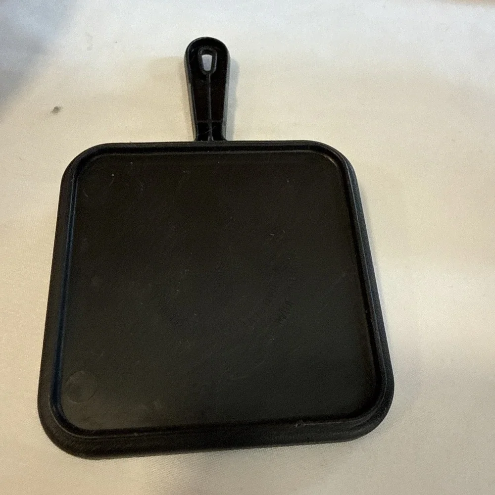 Chilton Toys Faux Cast Iron Pots & Pans - Griddle, Dutch‎ Oven, Corning Wear